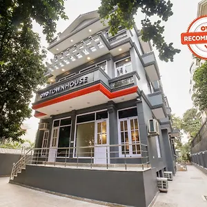 Oyo Townhouse 330 Mg Road Metro Station Gurgaon